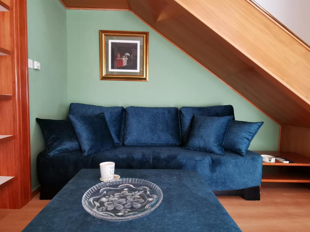 Apartments Lili Flora ザダル エクステリア 写真