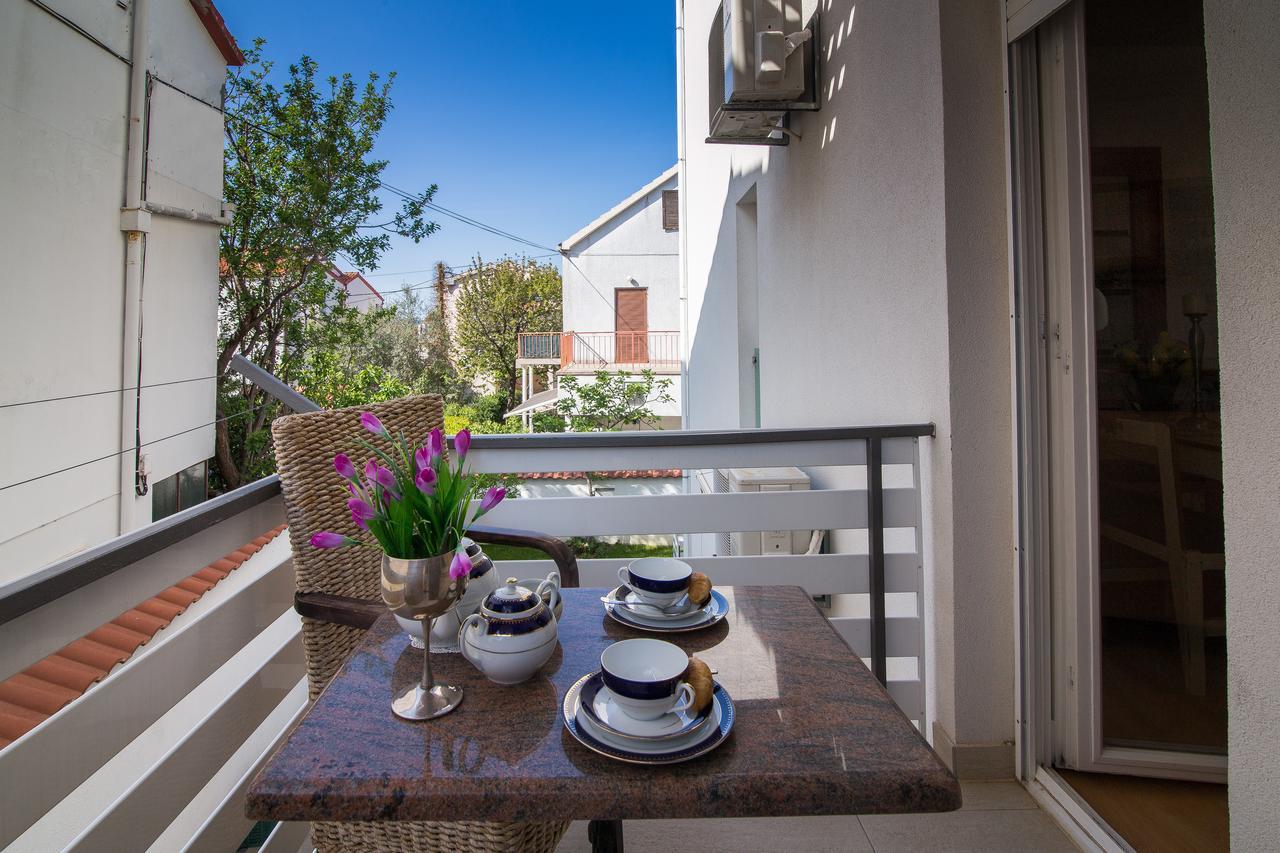 Apartments Lili Flora ザダル 部屋 写真